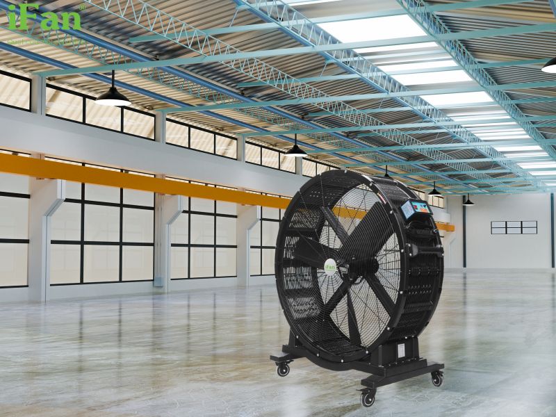 Quạt công nghiệp giúp lưu thông không khí tốt hơn trong các kho bãi